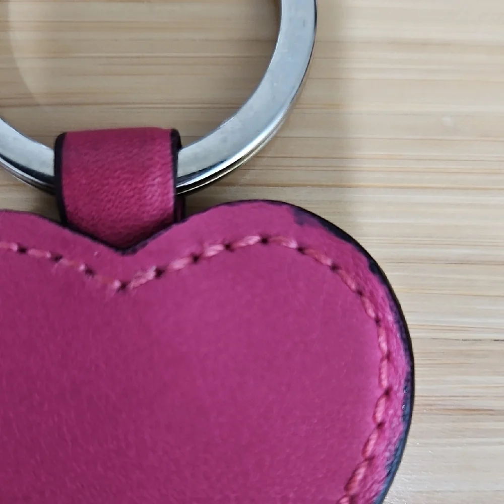 Vintage Coach Y2K Calfskin Leather Heart Keychain FOB Charm Pink Made In Italy